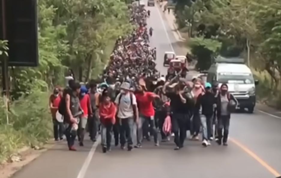 migrants-illegals-US-caravan.jpg